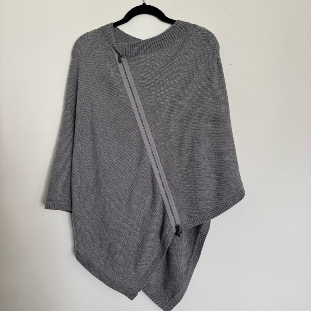 Lululemon Merino Wool On-the Go Zip Front Convertible Poncho Grey One Size